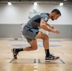 découvrez des conseils pratiques pour améliorer vos appuis et vos changements de direction au handball, afin d'optimiser votre performance sur le terrain.